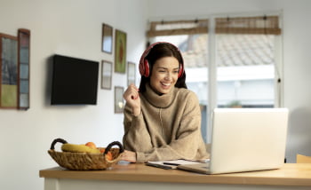Privacy policy e regolamenti per l’uso dei dispositivi aziendali e smart working